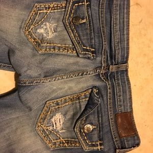 Buckle jeans